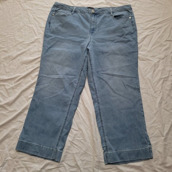 Susan Graver Regular Relaxed Straight Leg Denim Wide Cuff Pockets Light Wash 24W - Picture 2 of 12